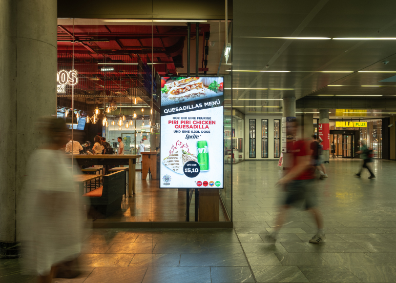 zetadisplay-coca-cola-hbc-austria-pandos.jpg